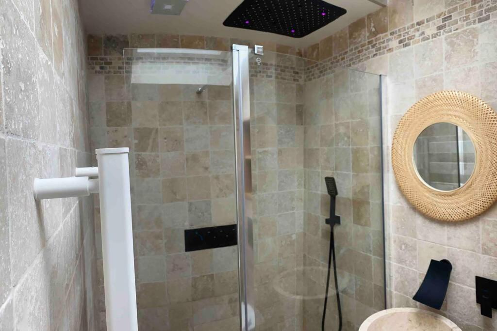 L'Entrenous Apartment Charmes  Екстериор снимка