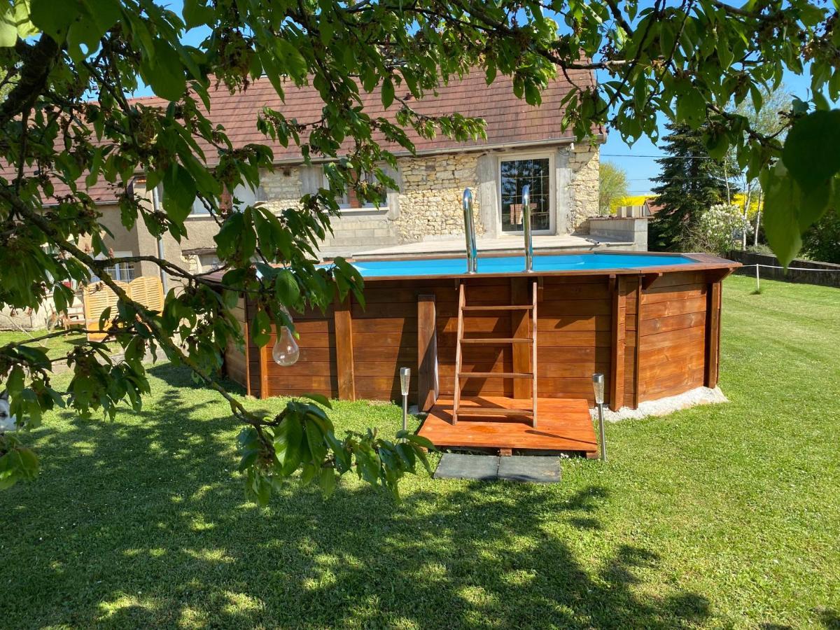L'Entrenous Apartment Charmes  Екстериор снимка