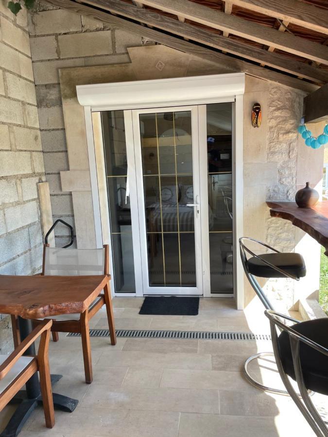 L'Entrenous Apartment Charmes  Екстериор снимка